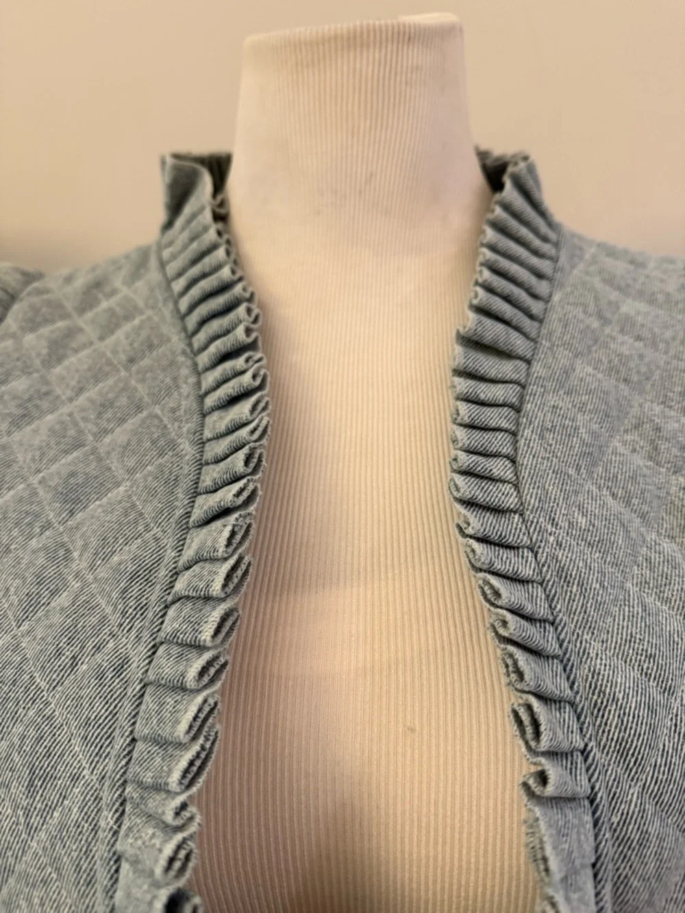 LOVE THE LABEL Adrienne Quilted Open-Front Cropped Jacket Size Medium